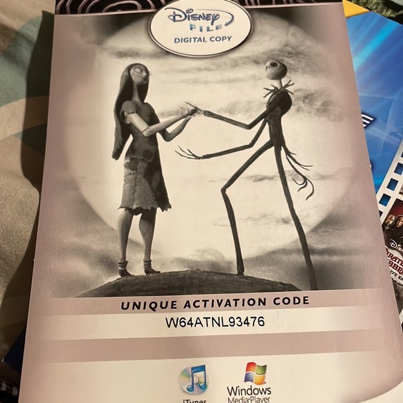 Nightmare before Christmas 2 disc dvd collector's edition - Picture 3 of 3